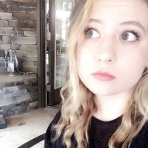 Meet your Posher, Halle brooke